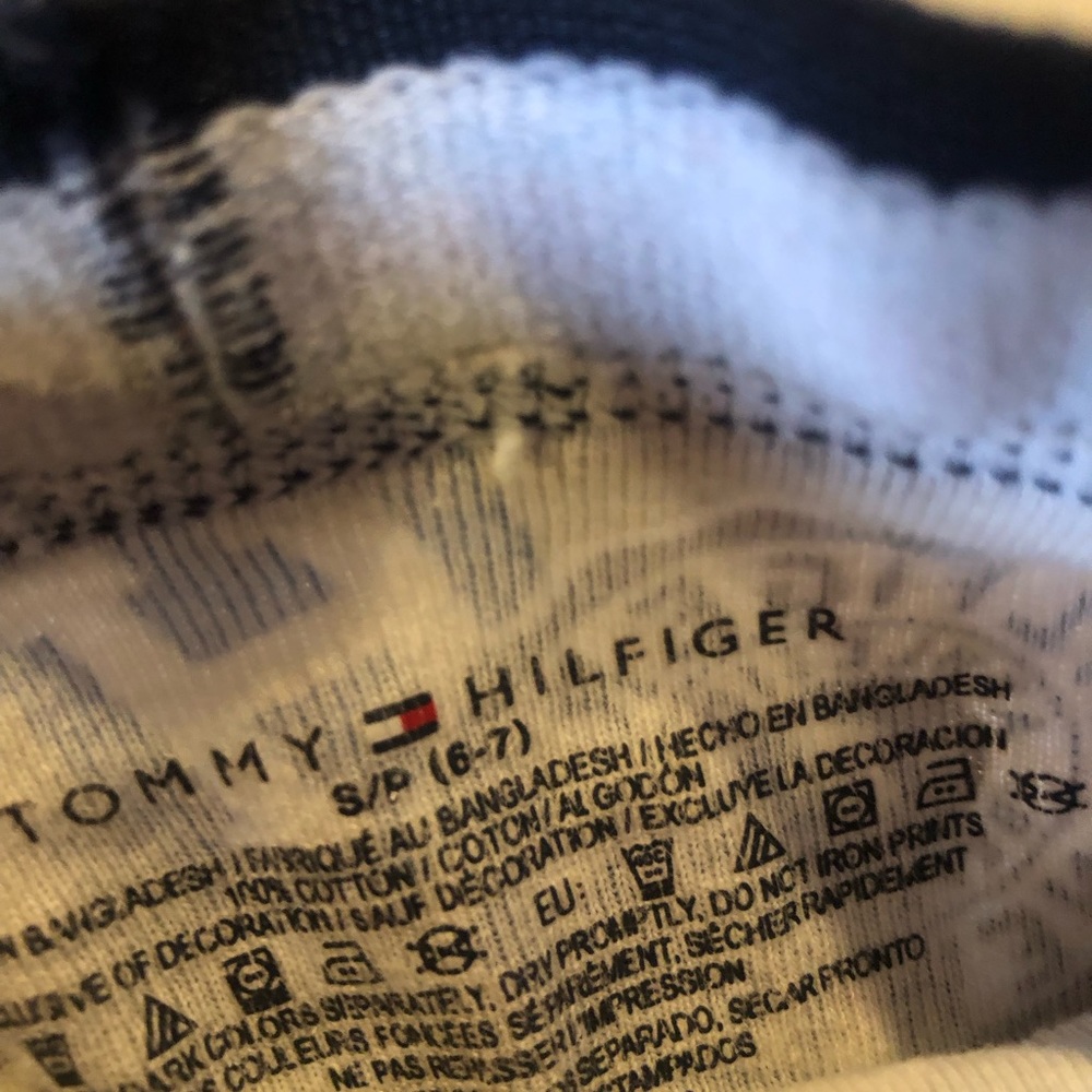 Boys Tommy Hilfiger underwear size sm 6/7 in great condition - Picture 7 of 7